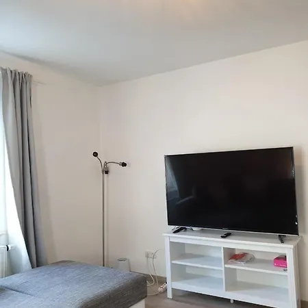 Апартаменты Moderne Zentral